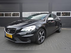 Volvo V40 - 1.5 T3 Polar+ Sport Aut/Pano.dak/Trekhaak/Camera/Navi/CC