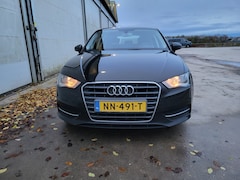 Audi A3 Sportback - 1.2 TFSI Attraction Pro Line plus Als nieuw