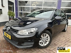 Volkswagen Golf - 1.6 TDI Edition BlueMotion * NAVIGATIE AIRCO