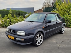 Volkswagen Golf Cabriolet - 1.8 | Karmann | Elek. Ramen | LM Velgen