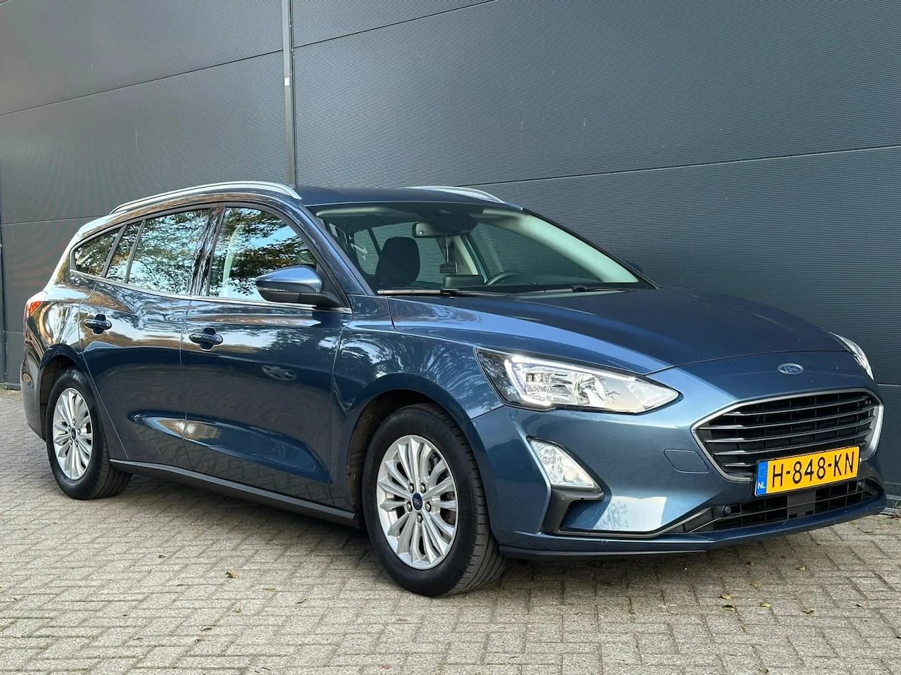 Ford Focus Wagon - 1.0 EcoBoost Titanium Business NAVI |BTW |KEYLESS| CARPLAY - AutoWereld.nl