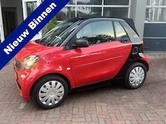 Smart Fortwo cabrio - EQ Comfort 18 kWh km 51.707Bj 2019 Automaat Dealer onderhouden 2000 SUBSIDIE =