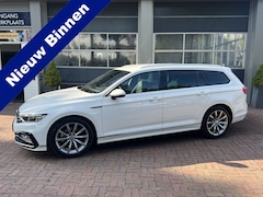 Volkswagen Passat Variant - 1.5 TSI R-Line Business + 150 PK Bj 2021 Dealer onderhouden vol optie