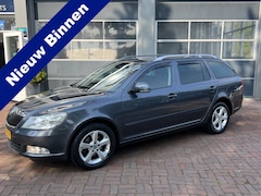 Skoda Octavia Combi - 1.4 TSI Greentech Elegance Business Line Bj 2012 Navi, Trekhaak, Cruise, Cv