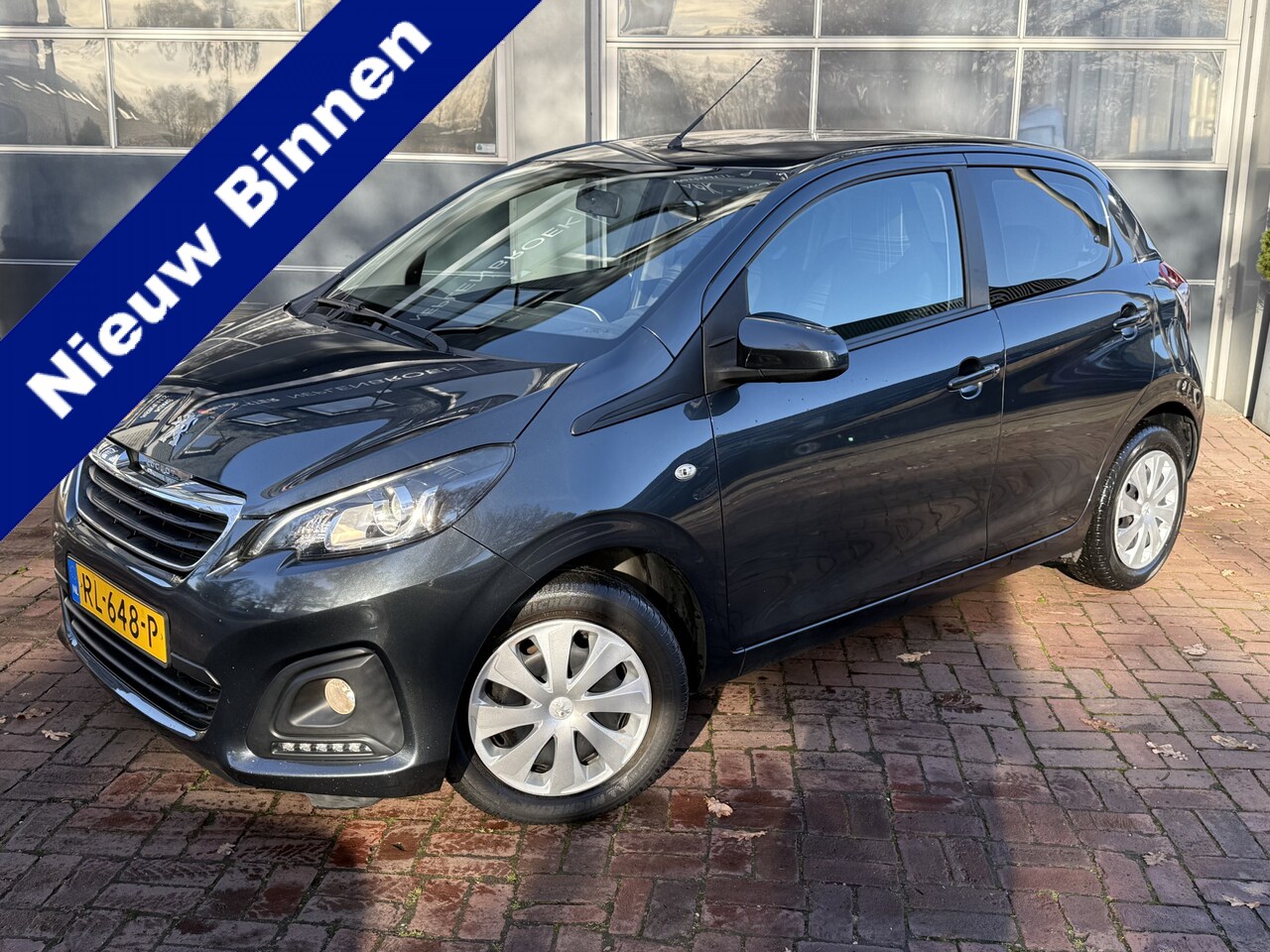 Peugeot 108 - 1.0 e-VTi Active Bj 2017 Km 93.000 Dealer onderhouden - AutoWereld.nl