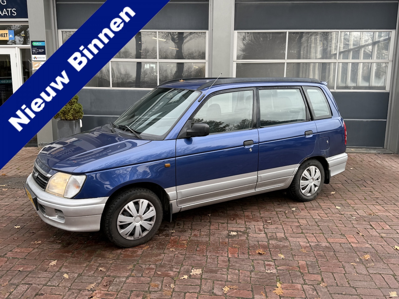 Daihatsu Gran Move - 1.6i-16V CX Automaat Hoge Zit Apk 01-2025 - AutoWereld.nl