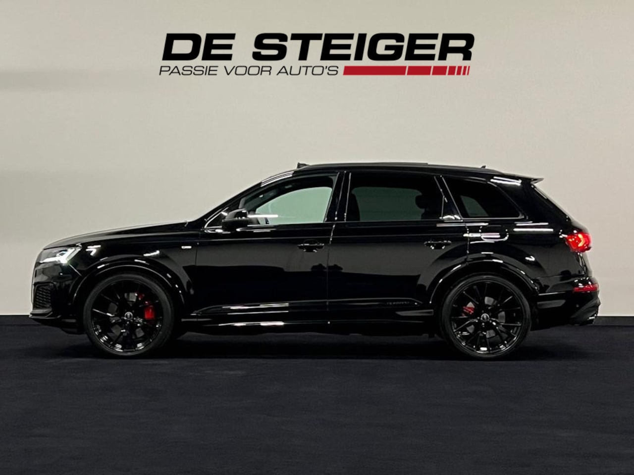 Audi Q7 SQ7 - 55 TFSI e quattro Competition SQ7 RS Seats Pano B&O Luchtvering - AutoWereld.nl