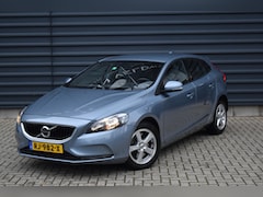 Volvo V40 - 1.5 T3 MOMENTUM | CRUISE CONTROL | 153PK AUTOMAAT |