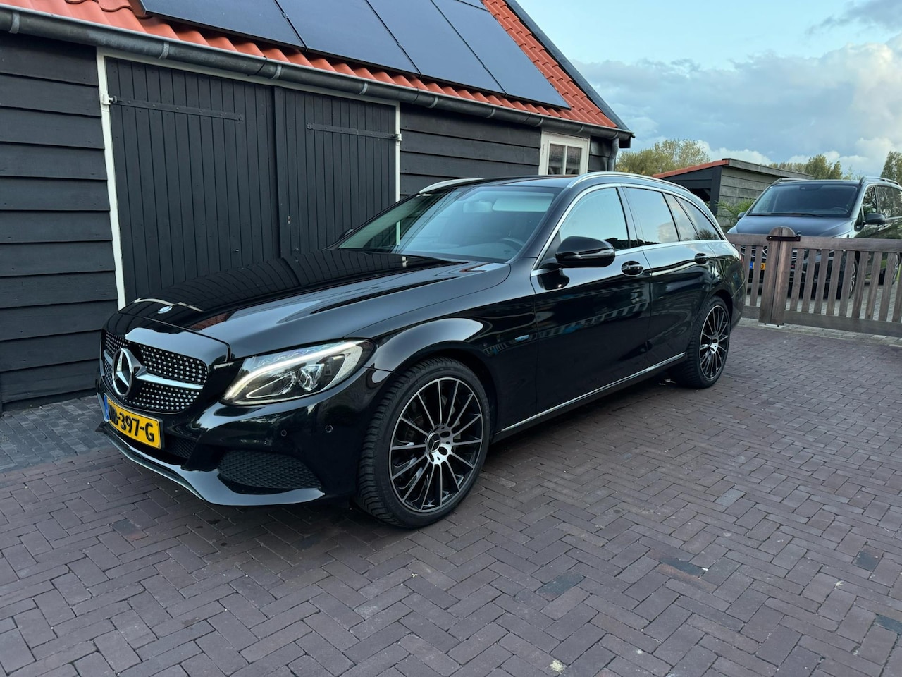 Mercedes-Benz C-klasse Estate - 350 e Lease Edition | AMG-line|Diamond grill|Volledig dealer onderh| - AutoWereld.nl