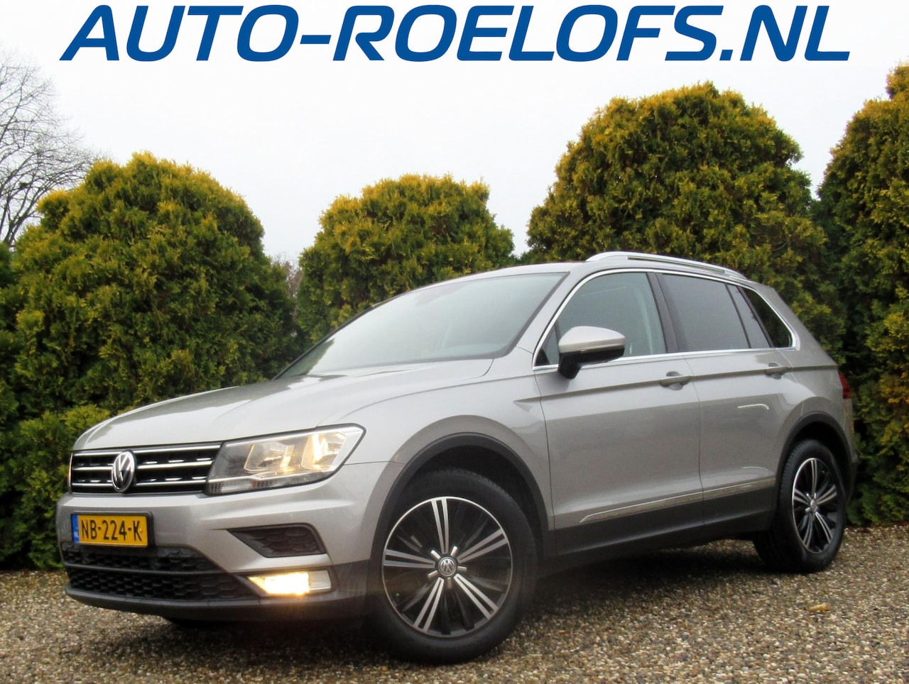 Volkswagen Tiguan - 1.4 TSI ACT Comfortline *ECC*Panoramadak* - AutoWereld.nl