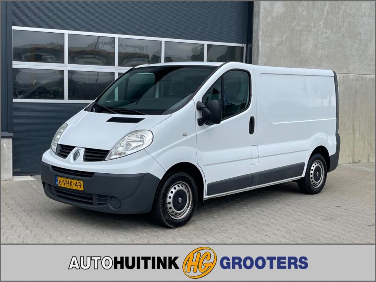 Renault Trafic - 2.0 DCI T27 L1H1 - navi - AutoWereld.nl