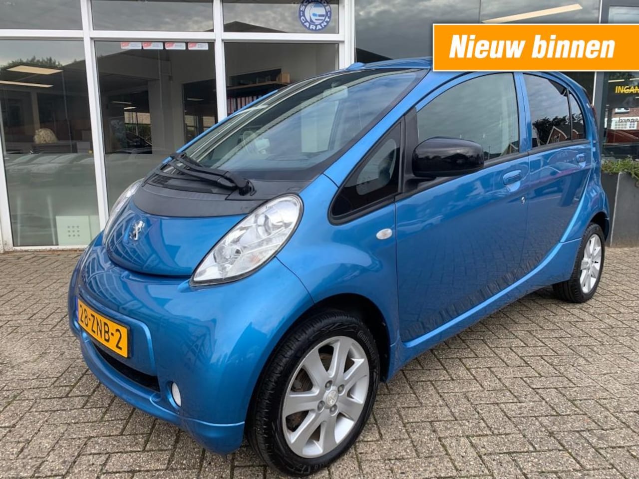 Peugeot iOn - ACTIVE         € 2000,- OVERHEIDSSUBSIDIE - AutoWereld.nl