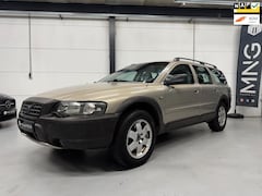 Volvo XC70 - 2.4 T AWD CROSS|AUTOMAAT|STOELVW|CRUIS|TREKH|LEDER|