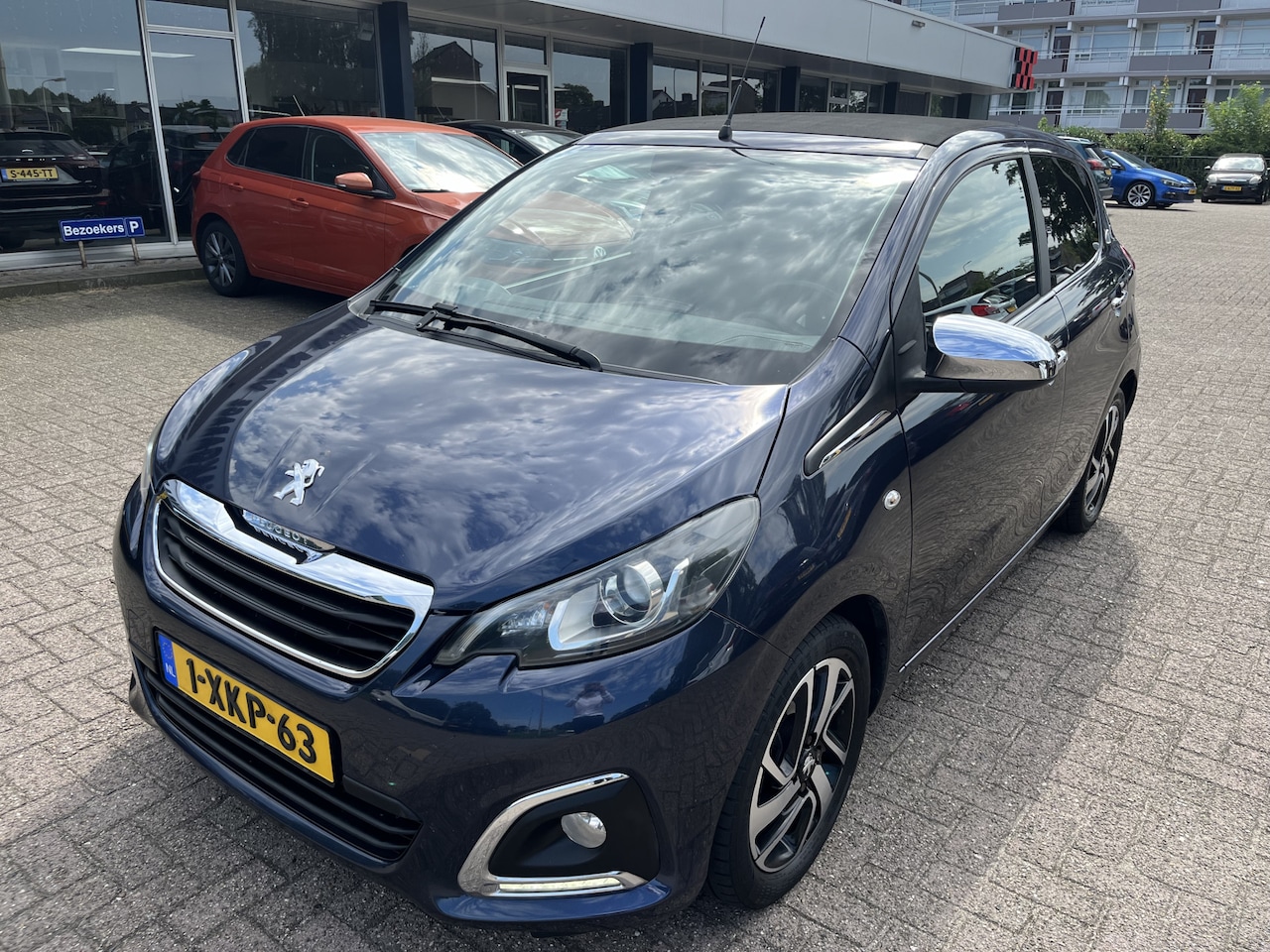 Peugeot 108 - 1.0 e-VTi Première Top Cruise Lmv Acamera Klima Panorama dak Lpg G3 Nap - AutoWereld.nl