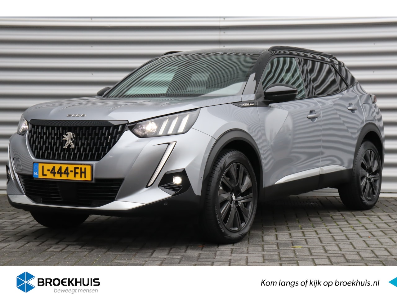 Peugeot 2008 - 1.2 PURETECH 130PK GT PACK / NAVI / LEDER / CLIMA / PDC / 18" LMV / CAMERA / WINTERPAKKET - AutoWereld.nl