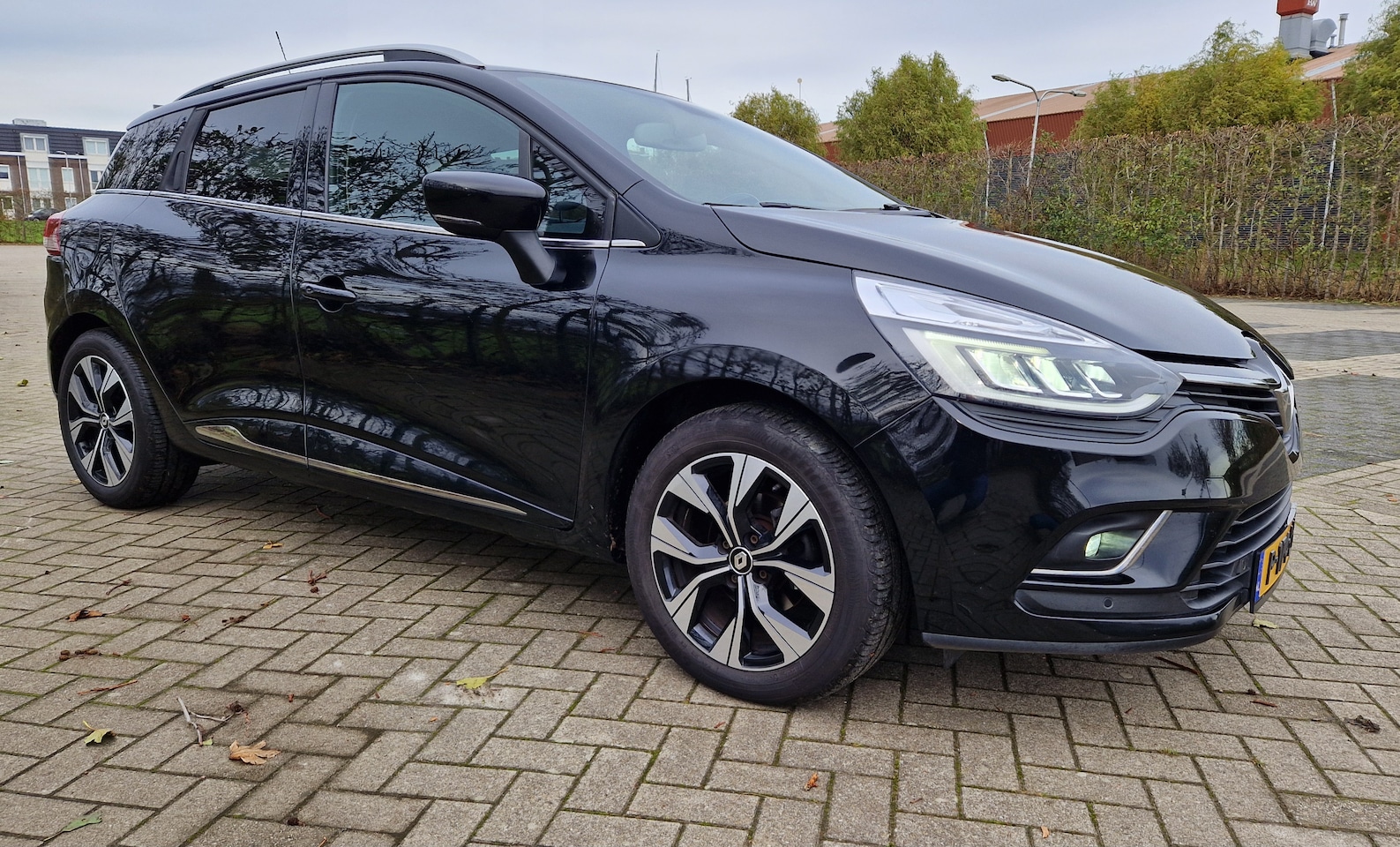 Renault Clio Estate - 0.9 TCe Intens - AutoWereld.nl