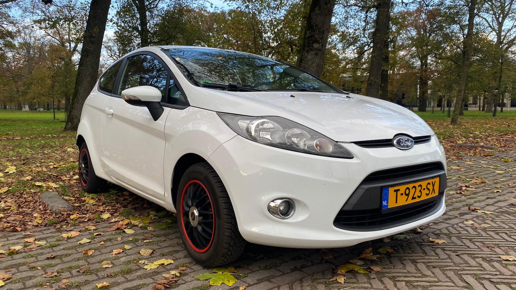 Ford Fiesta - 1.25 Titanium - AutoWereld.nl