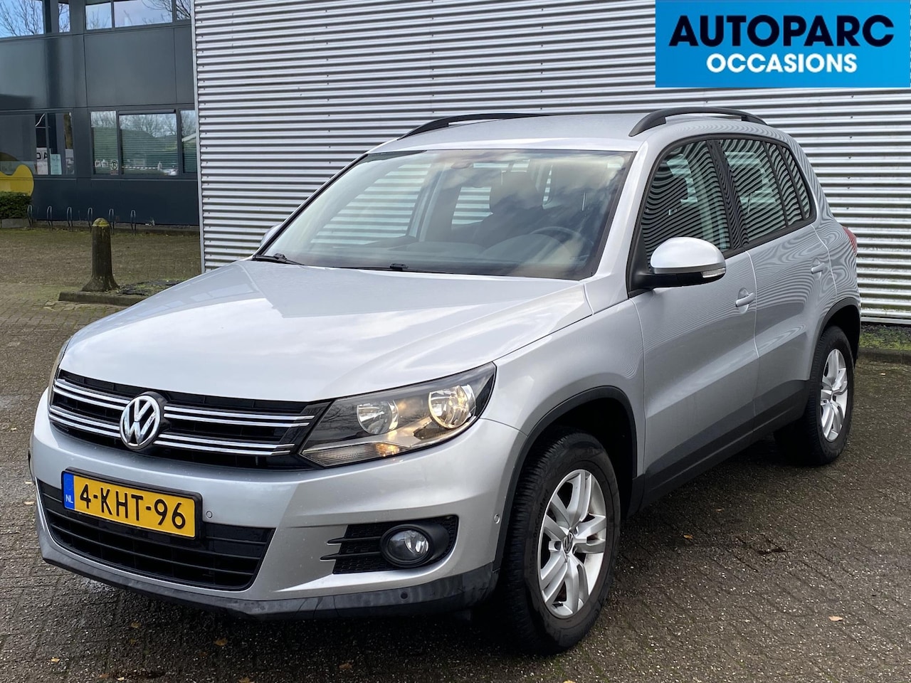 Volkswagen Tiguan - 1.4 TSI Comfort&Design ,PARKEER ASSISTENT, AIRCO, NAVI, INKLAPBARE TREKHAAK, VOLLEDIG ONDE - AutoWereld.nl