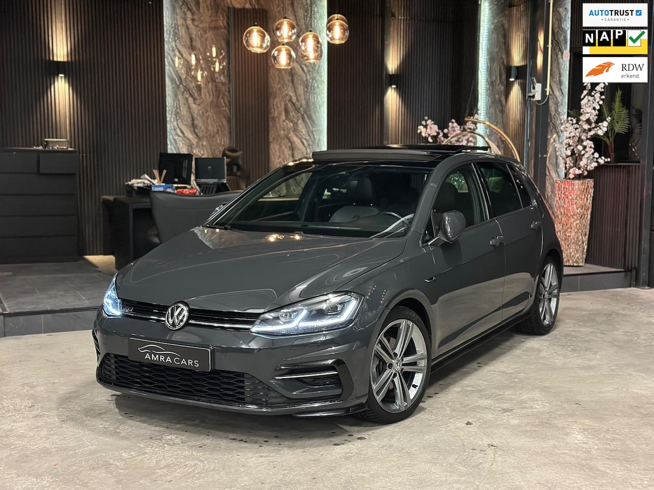 Volkswagen Golf - 1.5 TSI 3X R-Line|PANO|BOMVOL! - AutoWereld.nl