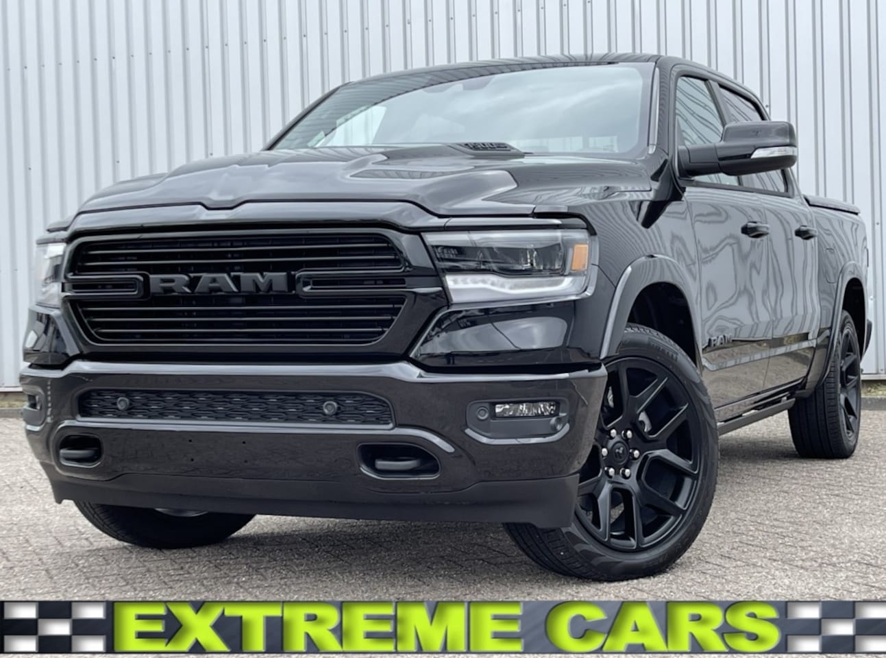 Dodge Ram Pick Up - 1500 4x4 Crew Cab Laramie Night voorraad - AutoWereld.nl