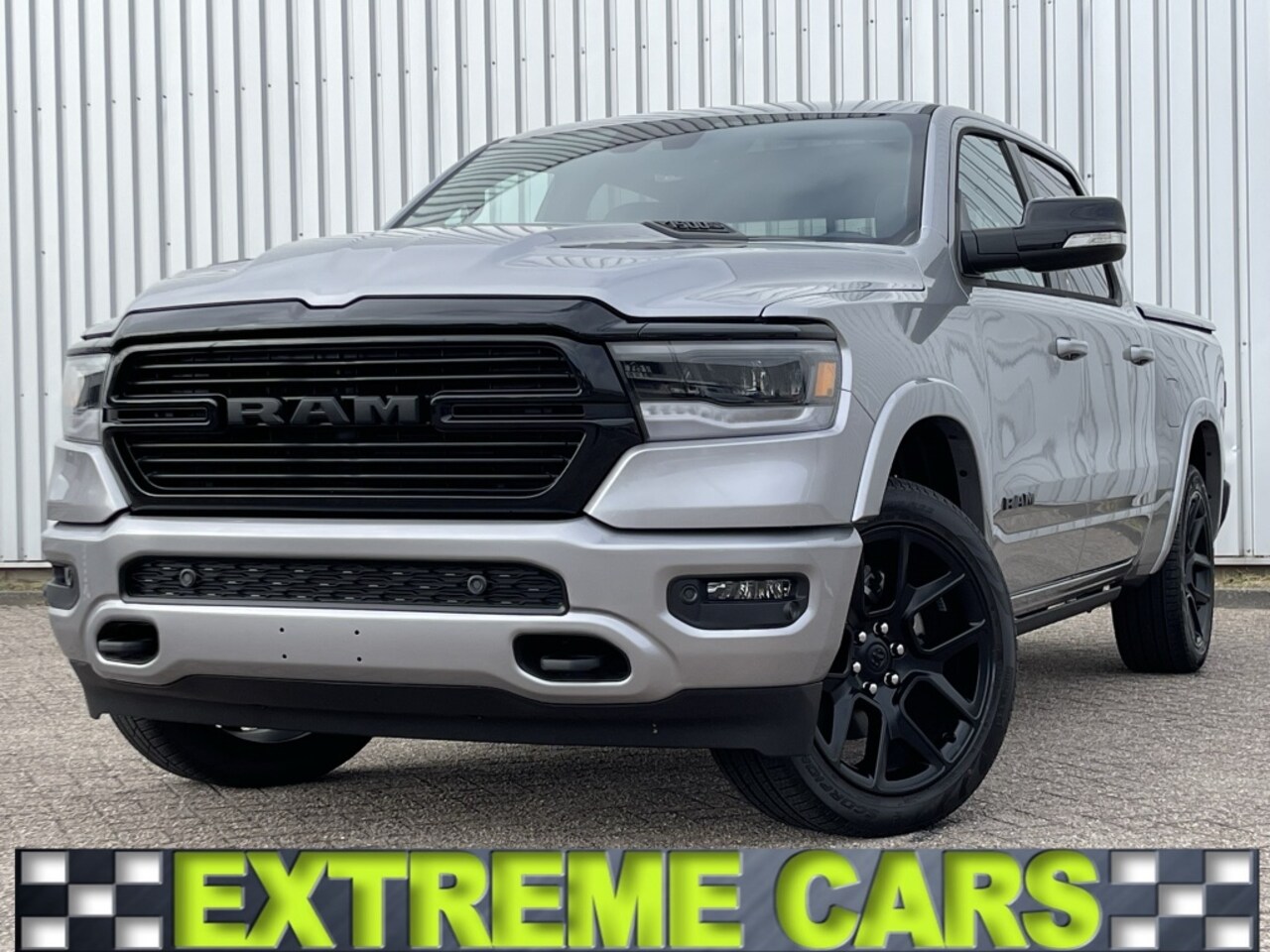 Dodge Ram Pick Up - 1500 4x4 Crew Cab Laramie Night voorraad - AutoWereld.nl