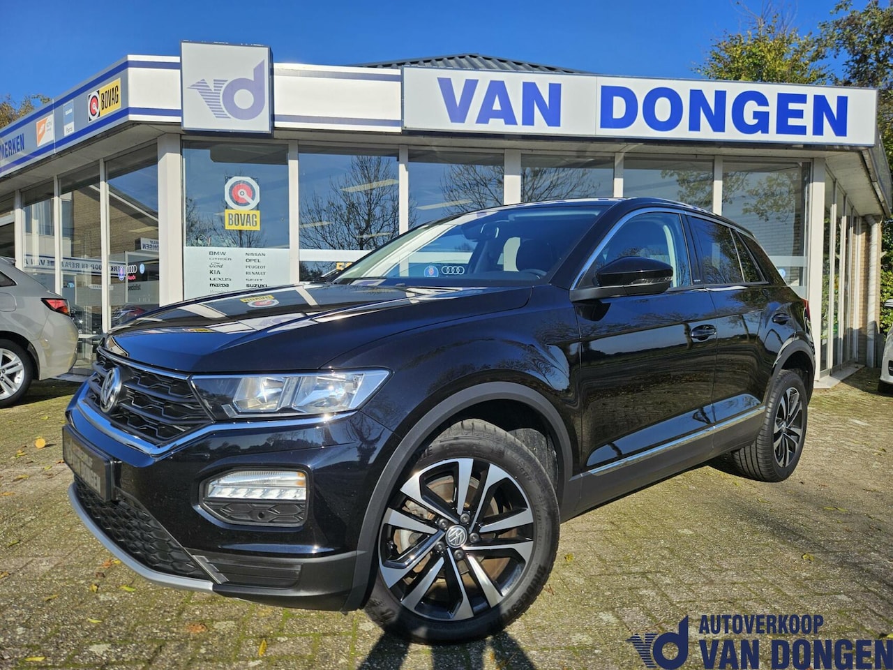 Volkswagen T-Roc - 1.0 TSI Style |Navigatie / Carplay / Clima - AutoWereld.nl