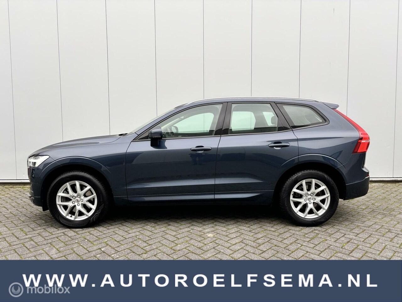 Volvo XC60 - 2.0 T4 Momentum| Trekhaak - AutoWereld.nl