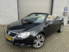 Volkswagen Eos - 2.0-16v FSI Leder/Stoelverw/Navi/Pano/Cruise/Youngtimer