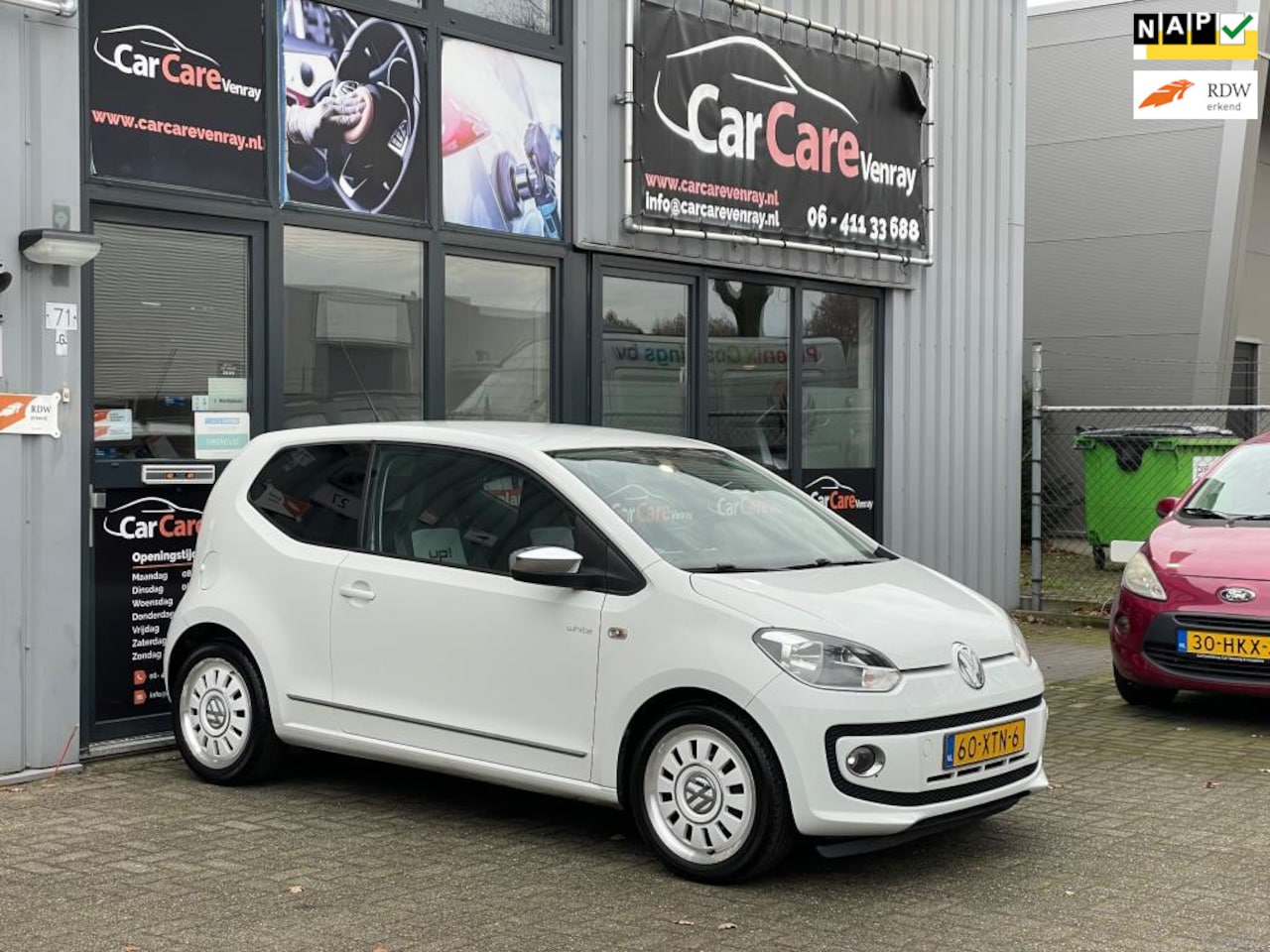 Volkswagen Up! - 1.0 high up! BlueMotion|APK08-2025|NAVIGATIE|NAP|PARKEERSENSOREN| - AutoWereld.nl