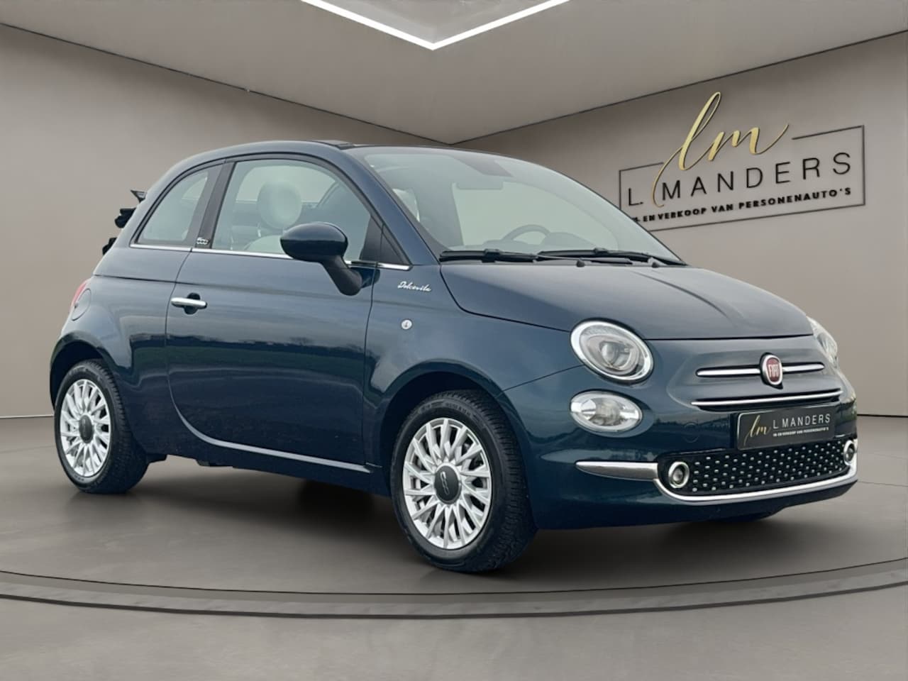 Fiat 500 C - 1.0 Hybrid Dolcevita 2023 BLAUW | Cruise Control | Apple CarPlay - AutoWereld.nl