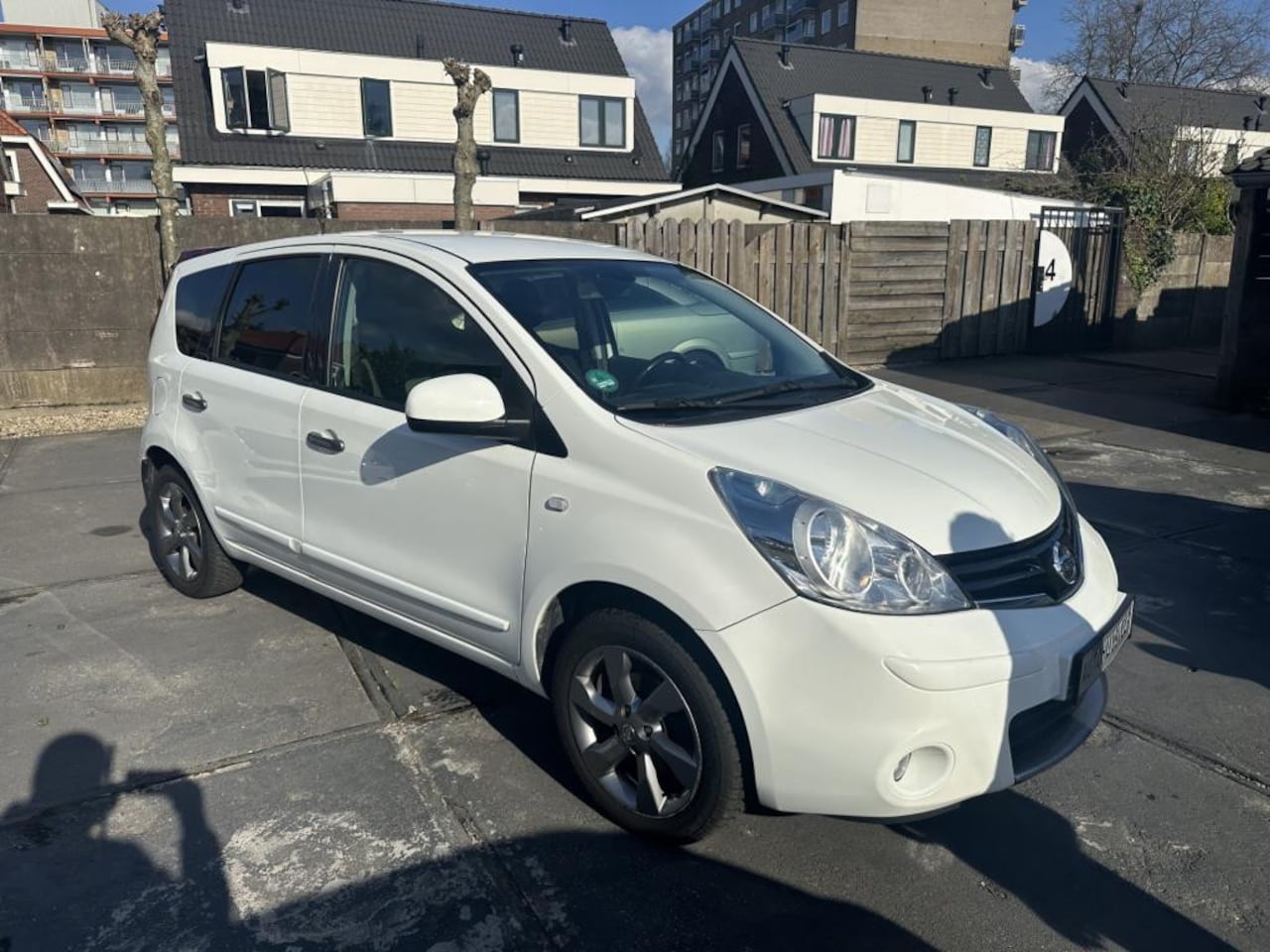 Nissan Note - 1.6 Tekna 1.6 Tekna - AutoWereld.nl