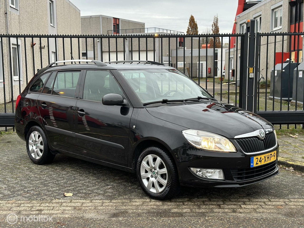 Skoda Fabia Combi - 1.2 TSI |NAP|DEALER.OND|APK|AIRCO - AutoWereld.nl