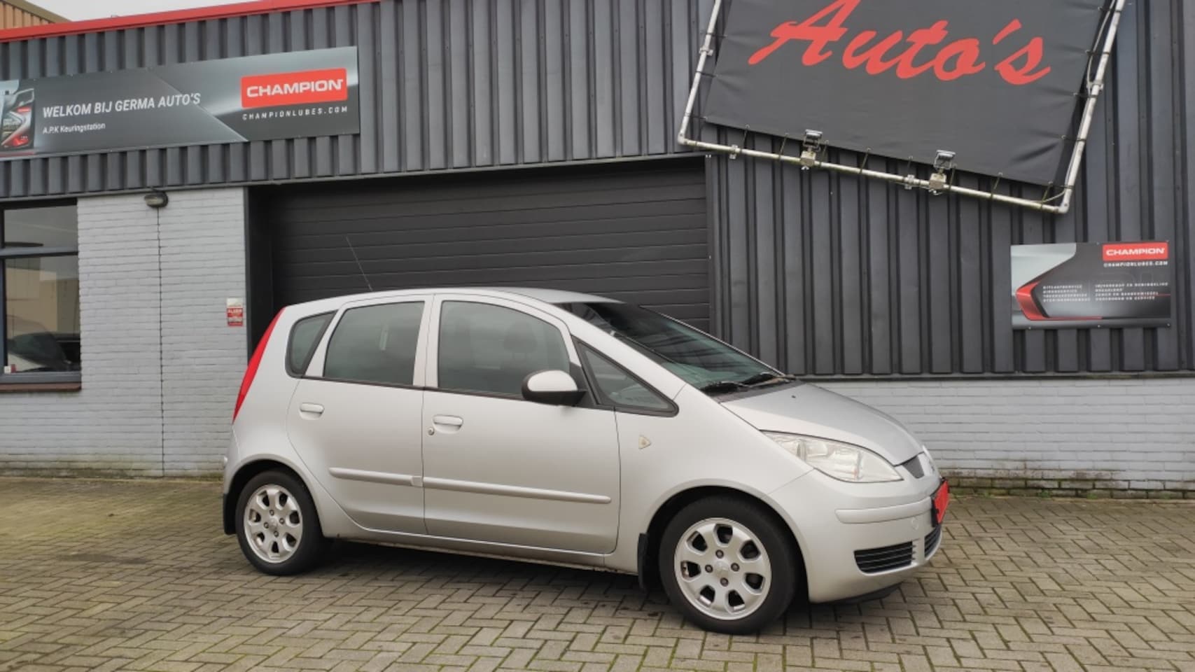 Mitsubishi Colt - 1.3 Invite - AutoWereld.nl