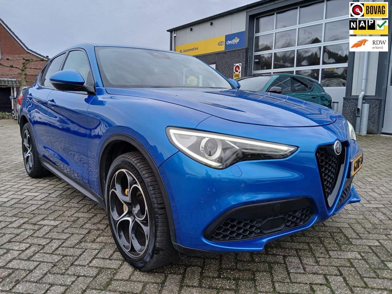 Alfa Romeo Stelvio - 2.0 T AWD Lusso - Leder - 280pk - AutoWereld.nl