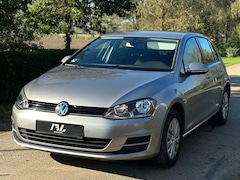 Volkswagen Golf - 1.2 TSI Trendline Golf 7