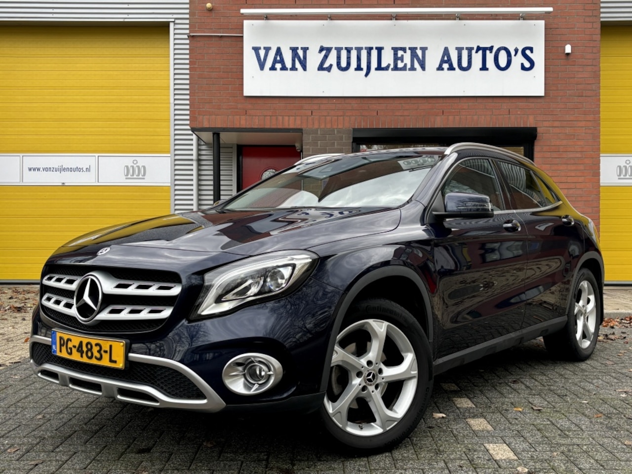 Mercedes-Benz GLA-Klasse - 200 Aut LED Camera Trekhaak 18'' Sportstoelen - AutoWereld.nl