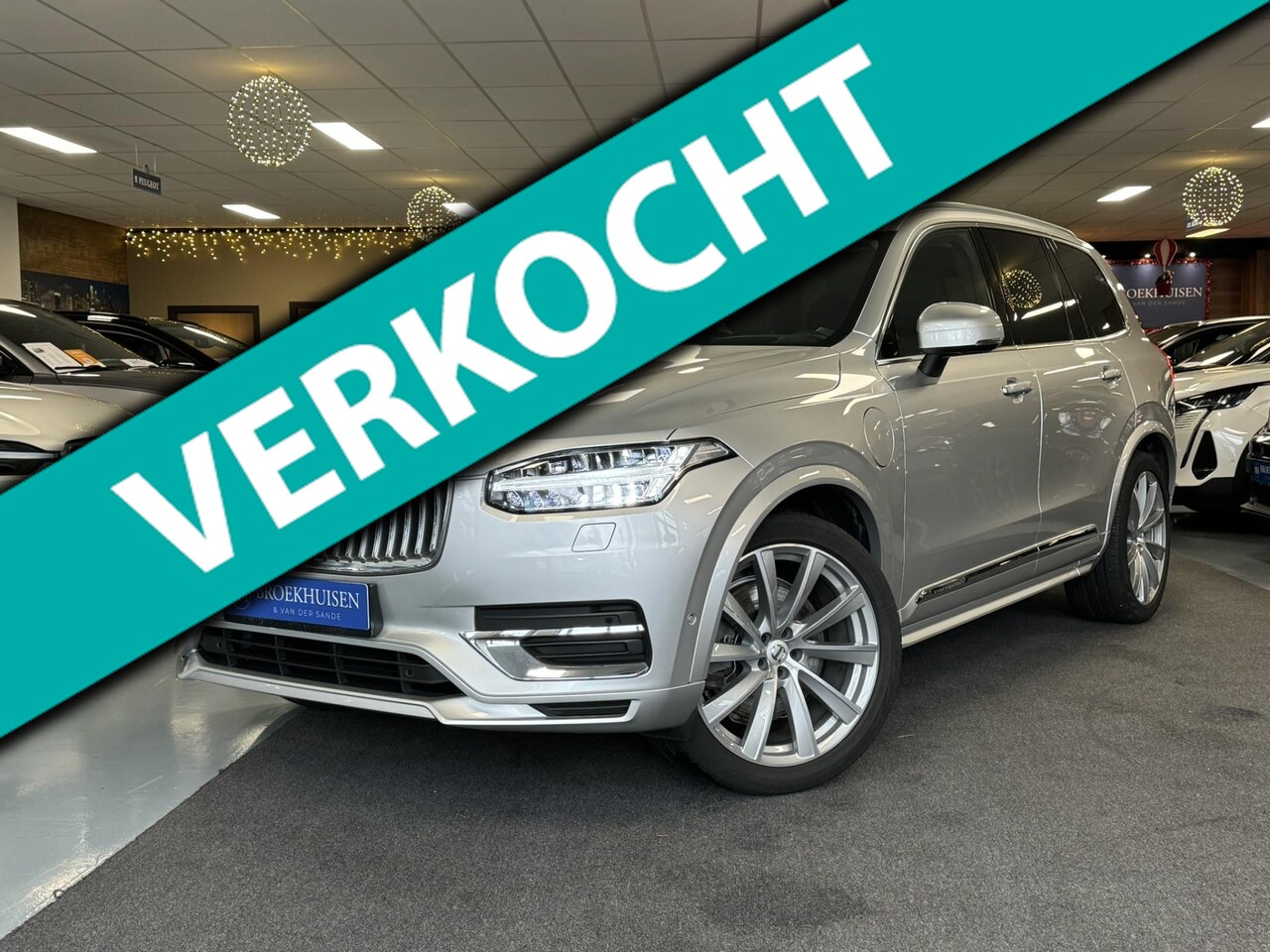 Volvo XC90 - 2.0 T8 Twin Engine AWD Inscription 392pk Luchtvering / Massage Stoelen / Panoramadak - AutoWereld.nl