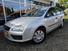 Ford Focus Wagon - 1.6-16V Champion