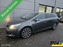 Toyota Avensis - 1.8 VVTi Business Automaat/Camera/Navi/Dealer OH