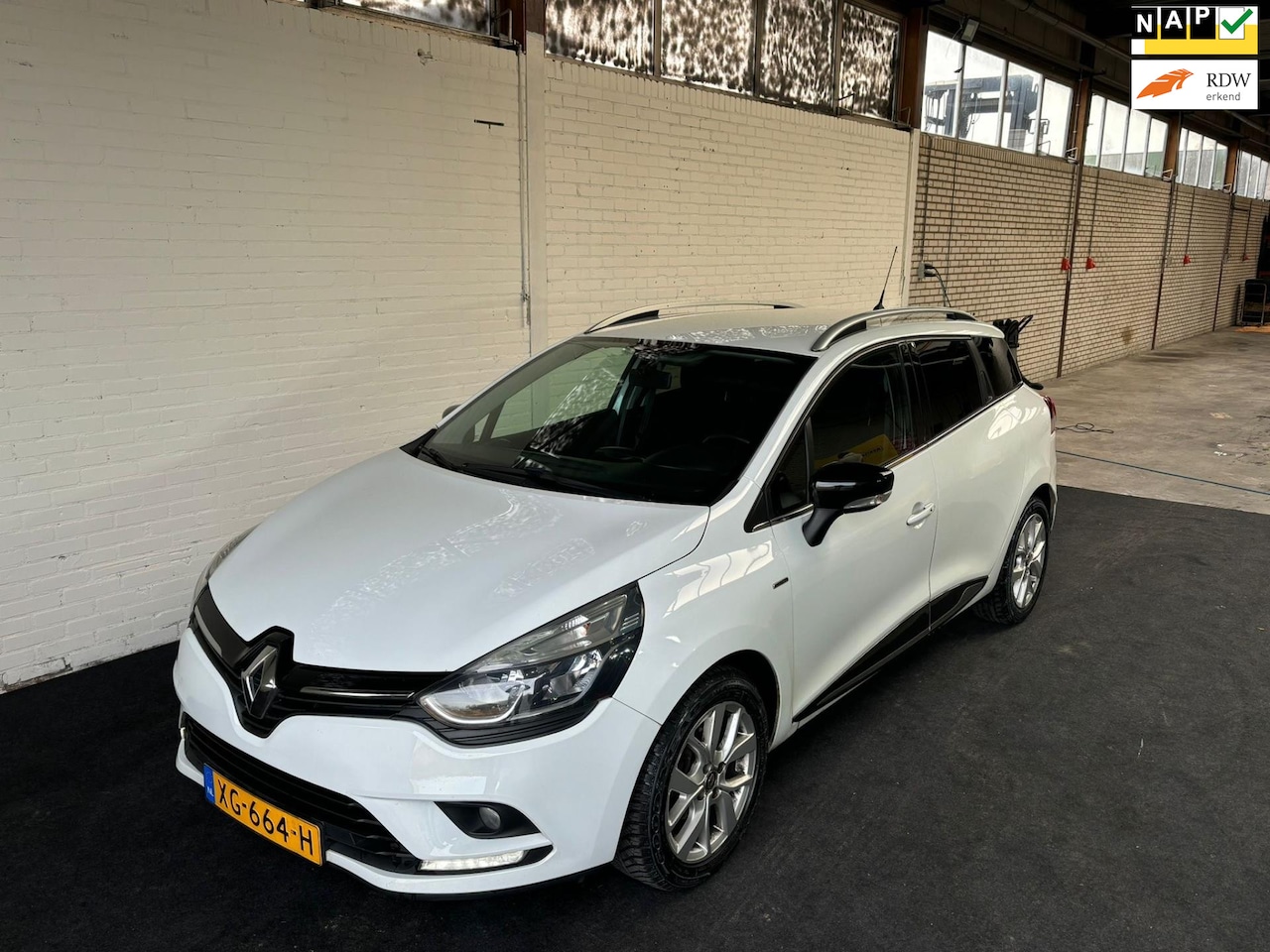 Renault Clio Estate - 0.9 TCe Limited 0.9 TCe Limited - AutoWereld.nl