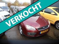 Ford Focus Wagon - 1.6-16V Titanium airco elek pak nap apk