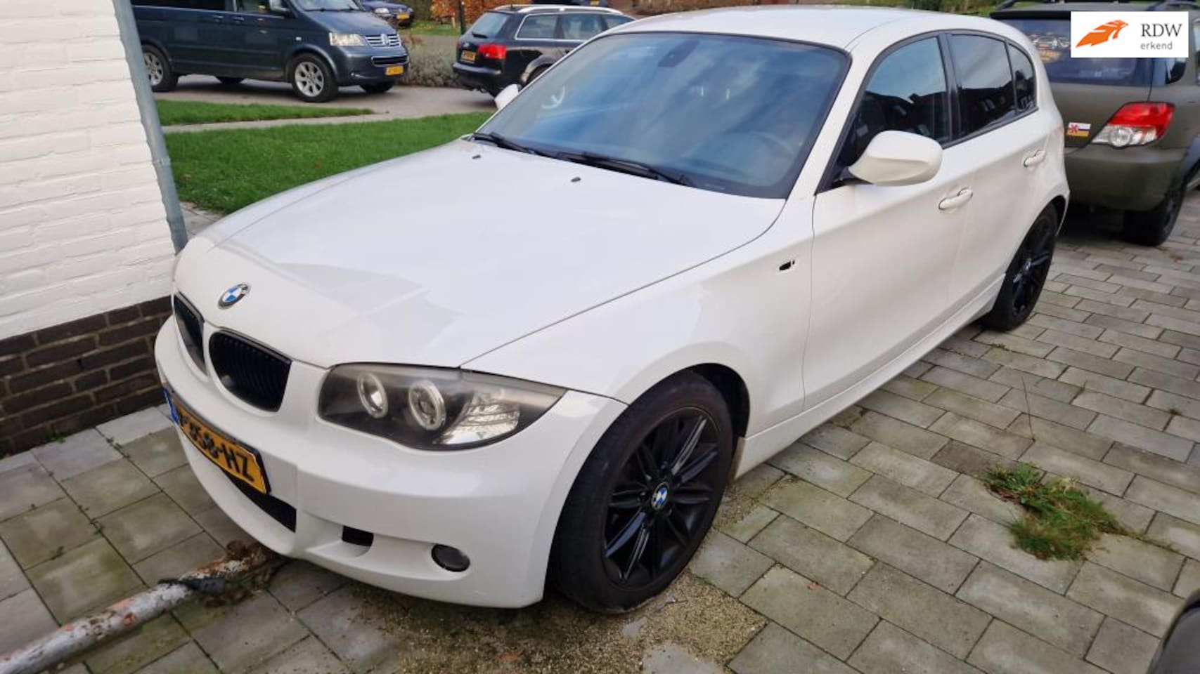 BMW 1-serie - 116i High Executive M sport pakket LEES ADVERTENTIE - AutoWereld.nl