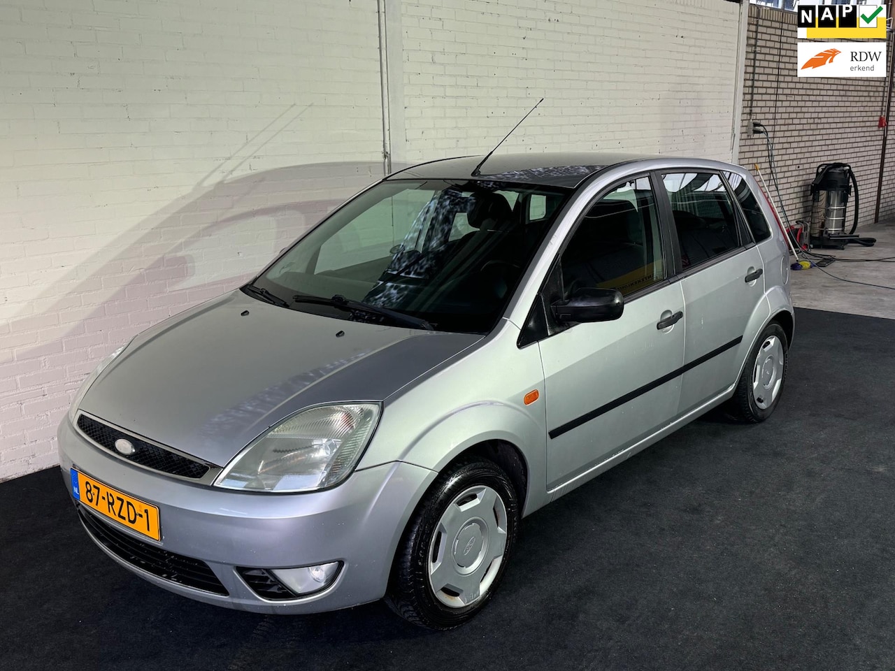 Ford Fiesta - 1.4-16V Ambiente 1.4-16V Ambiente - AutoWereld.nl