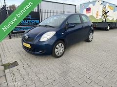 Toyota Yaris - 1.3 VVTi Sol