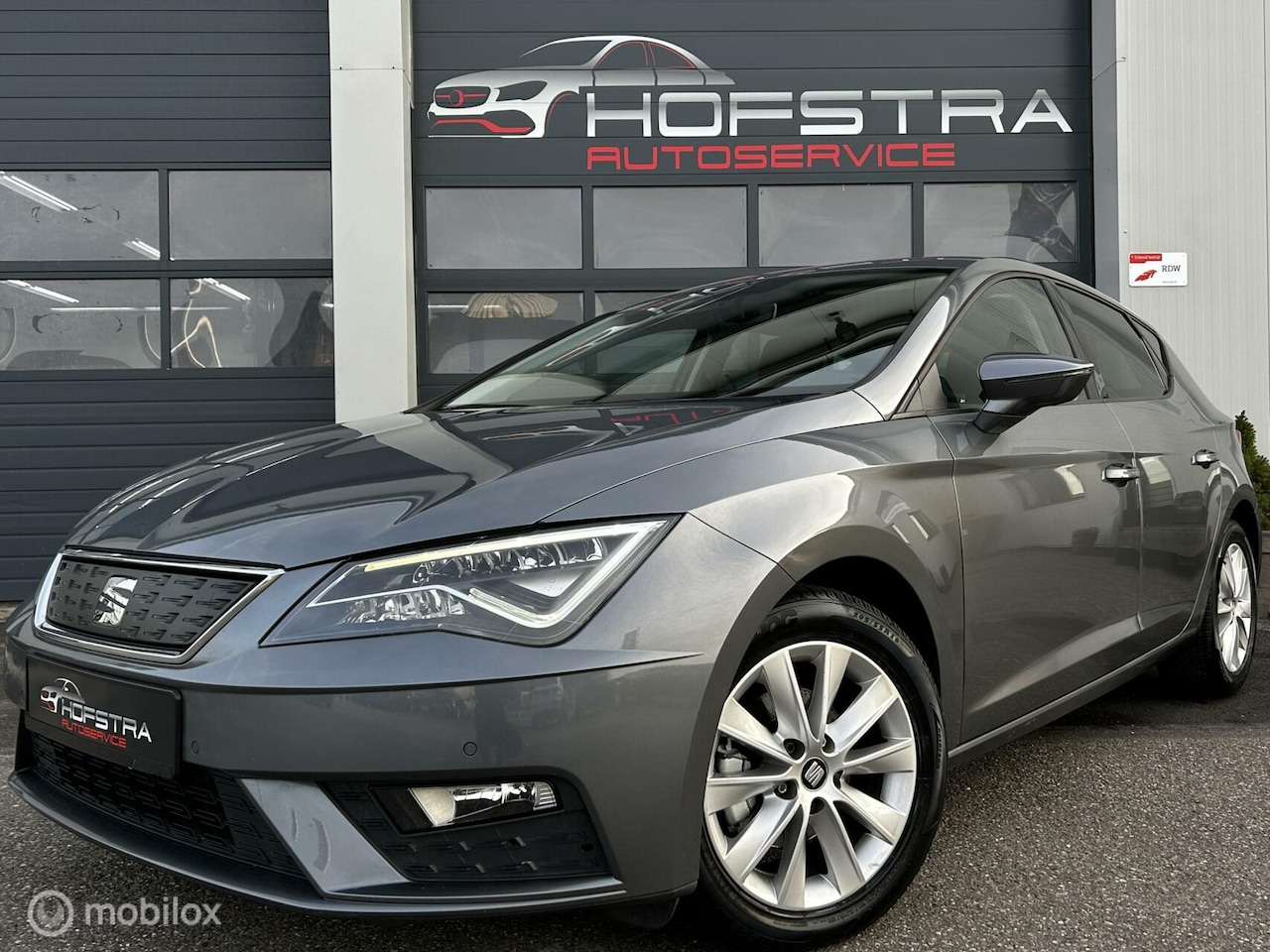 Seat Leon - 1.0 EcoTSI Style Navi Full-Led Camera Apple CarPlay - AutoWereld.nl