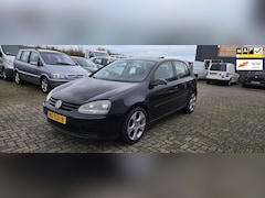 Volkswagen Golf - 2.0 FSI Sportline