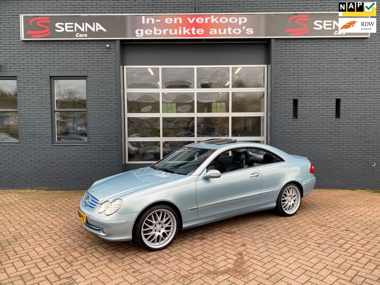 Mercedes-Benz CLK-klasse Coupé - 200 Kompr - Aut - 19 inch - Leer - Navi - Schuifdak - AutoWereld.nl