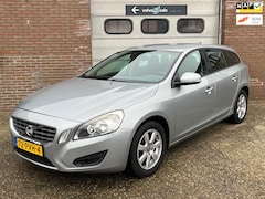 Volvo V60 - 2.0 D3 Business Pack Pro 2011