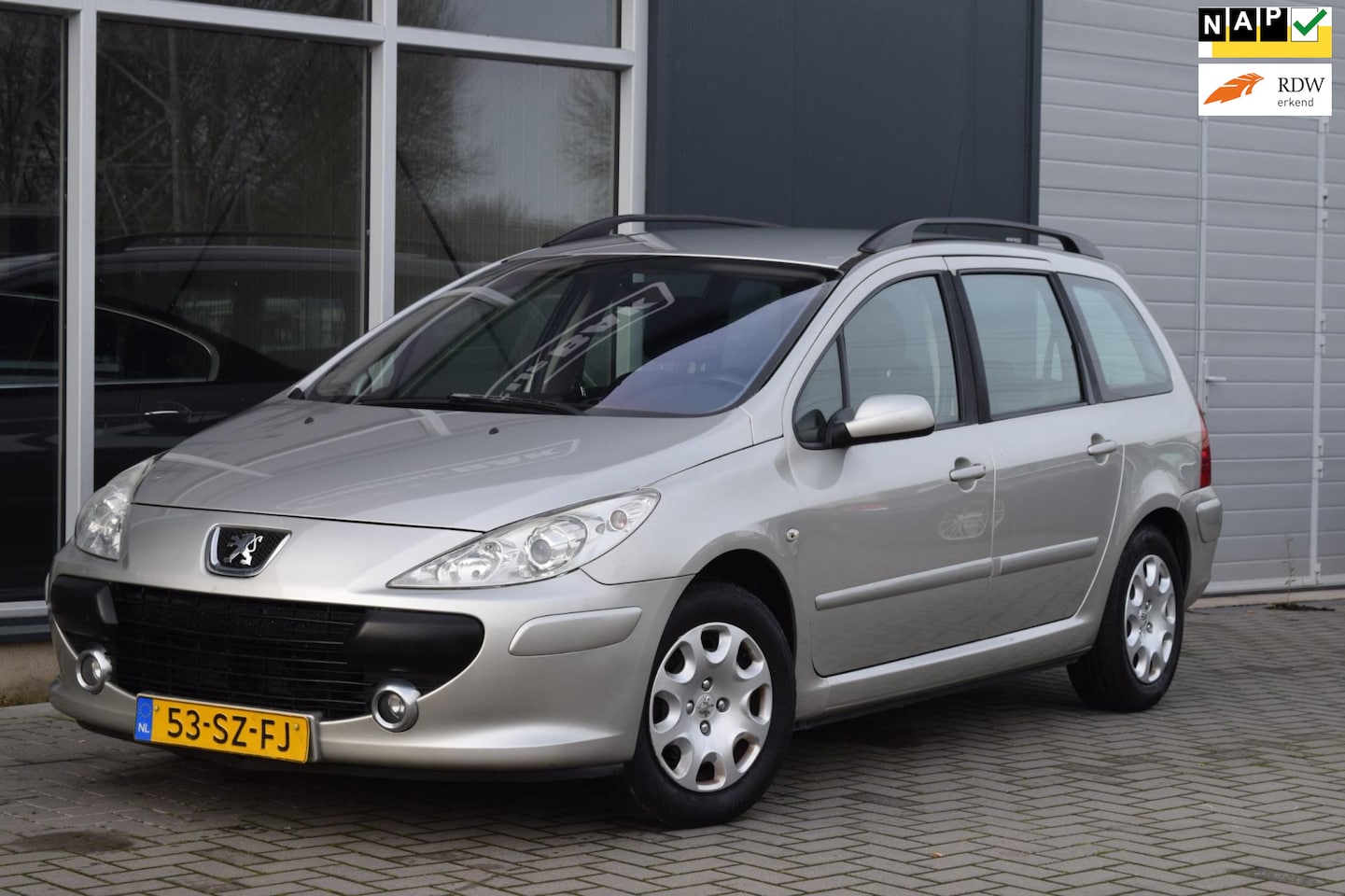 Peugeot 307 Break - 1.4-16V XS | Airco | Cruise | APK 11-2025 ! - AutoWereld.nl