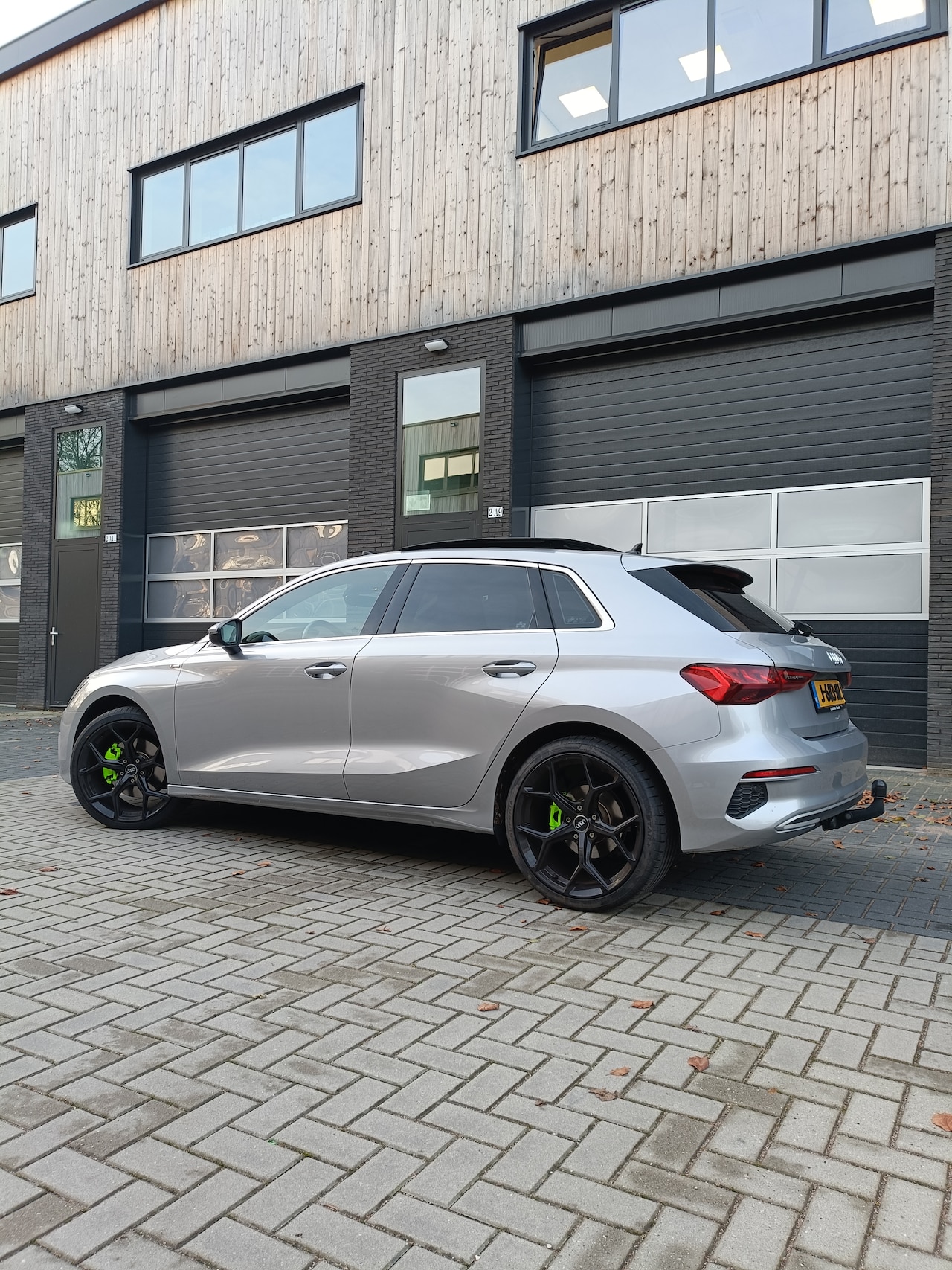 Audi A3 Sportback - 35 TFSI S edition Audi A3 S-tr Edition One PANO+LEER 35TFSI Aut Full Options! - AutoWereld.nl